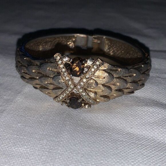 Vintage 1960’s Gold Tone Smoky Quartz Snake Dragon Scale Hinge Swiss Watch - Picture 13 of 15